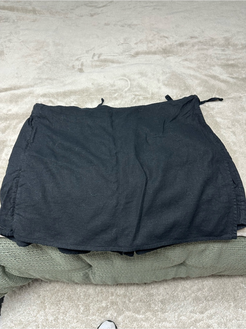Old Navy Black Side-Tie Linen-Blend Skort - Picture 3 of 5
